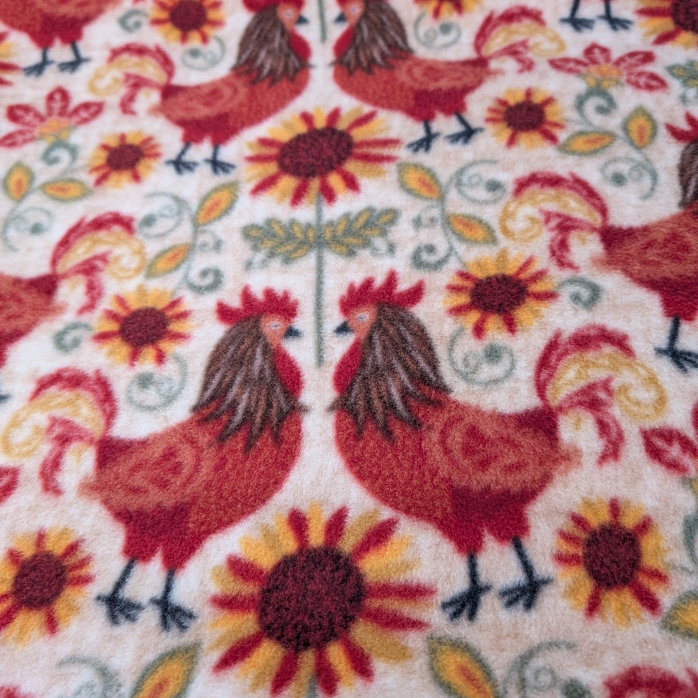 Hand Crafted Double Sided Anti Pill Fleece Rooster Pattern Blanket - Picture 2 of 3